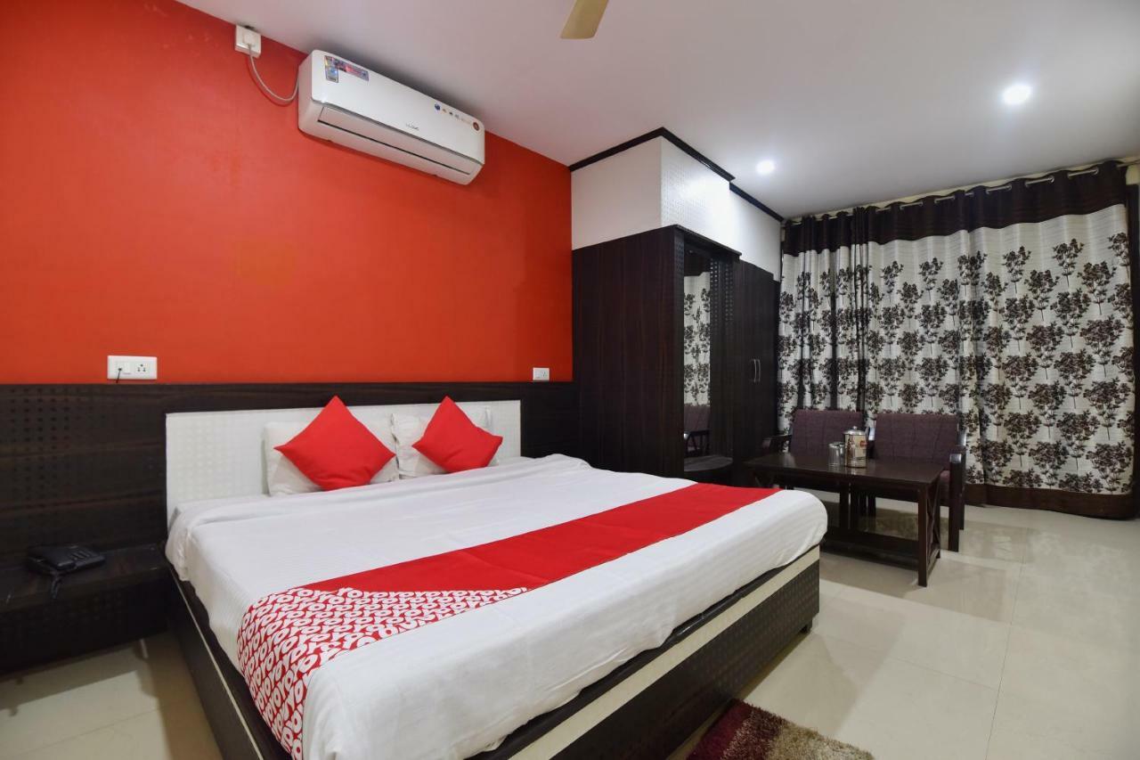OYO 28027 Hotel Dhruv Mandi Buitenkant foto