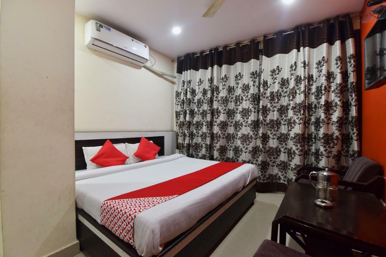 OYO 28027 Hotel Dhruv Mandi Buitenkant foto